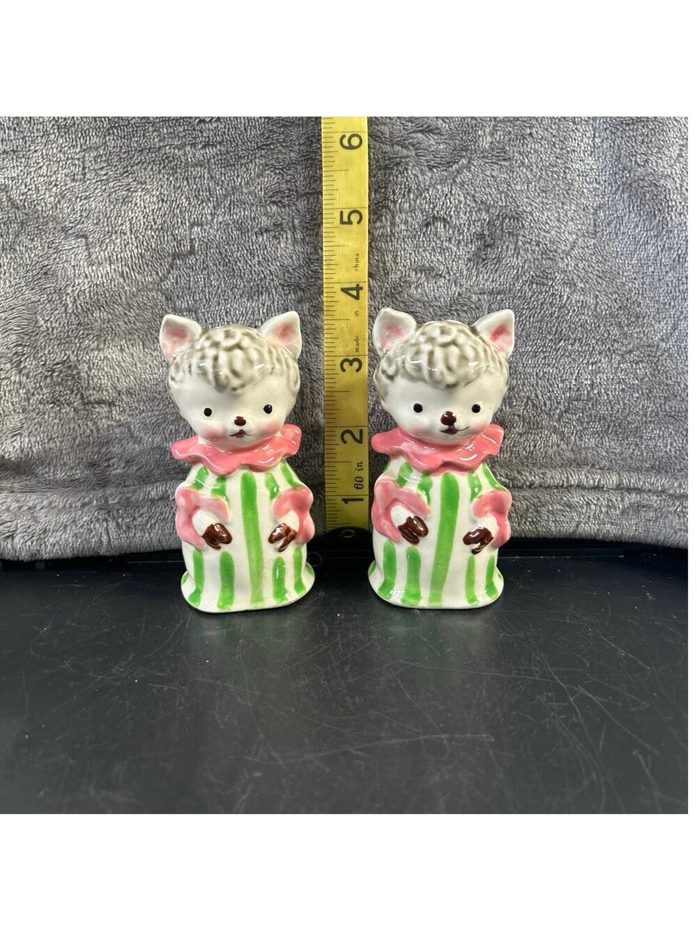 Pair of Vintage Napco Sheep Shakers Mint Rare Corks Stickers Numbers